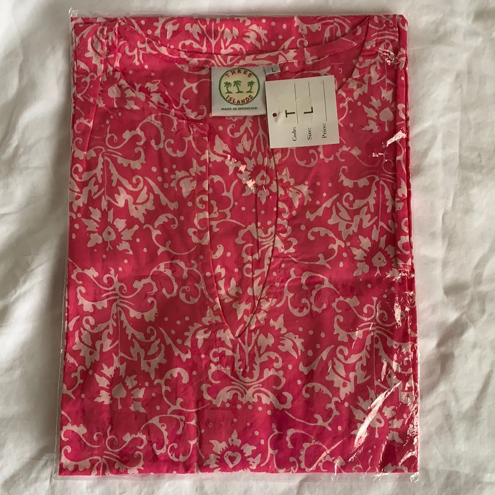 NWT. Three Islands pink/white tunic. Sz large